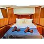 Book yachts online - sailboat - Najad 570 CC - LUNULATA - rent