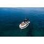Book yachts online - motorboat - Bavaria 29 Sport - Nena - rent