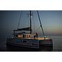 Book yachts online - catamaran - Fountaine Pajot Astréa 42 - Astrea (watermaker+generator) - rent