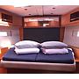 Book yachts online - sailboat - Dufour 530 Owner's version - Gringott - rent