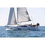 Book yachts online - sailboat - Dufour 390 - Matilda - rent
