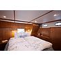Book yachts online - motorboat - Concordia 108AC - Laura Marie - rent