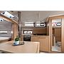 Book yachts online - sailboat - Oceanis 38.1 - CVITA - rent